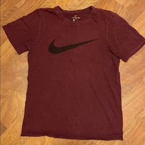 nike tee